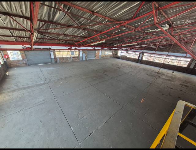 1,554M² WAREHOUSE TO LET IN BENROSE